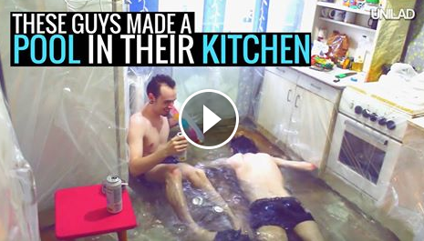 VIDEO – Ils transforment leur cuisine en piscine !